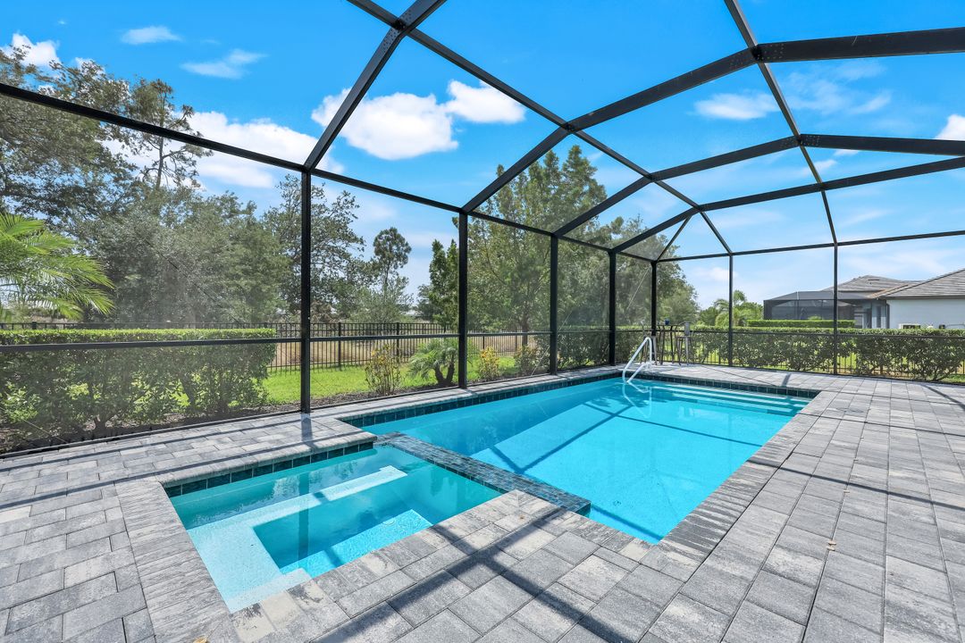 11570 Canopy Loop, Fort Myers, FL 33913
