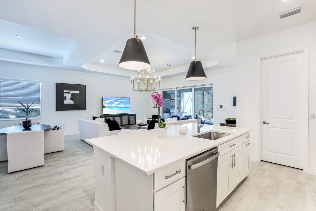 14187 Blue Bay Cir, Fort Myers, FL 33913