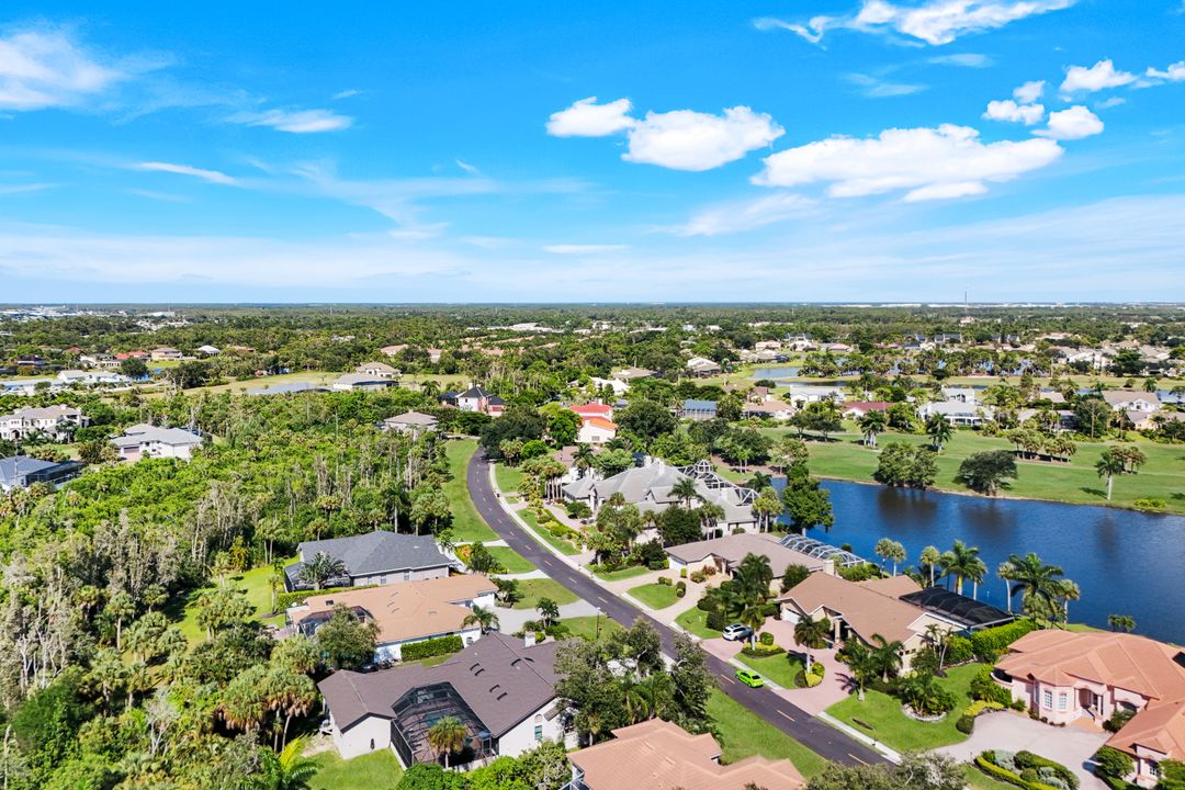 16111 Forest Oaks Dr, Fort Myers, FL 33908