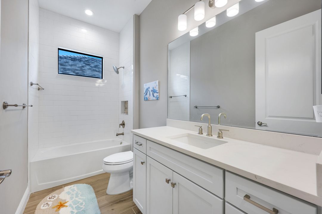 4065 Aquila Pl, Naples, FL 34120