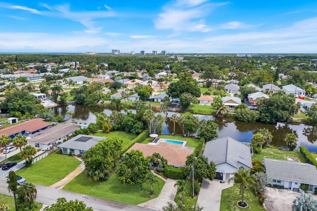 841 107th Ave N, Naples, FL 34108