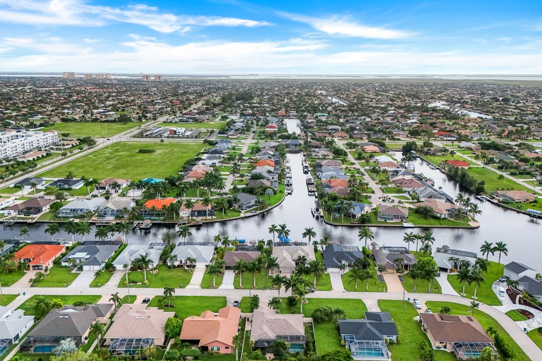 2133 SW 40th Terrace, Cape Coral, FL 33914