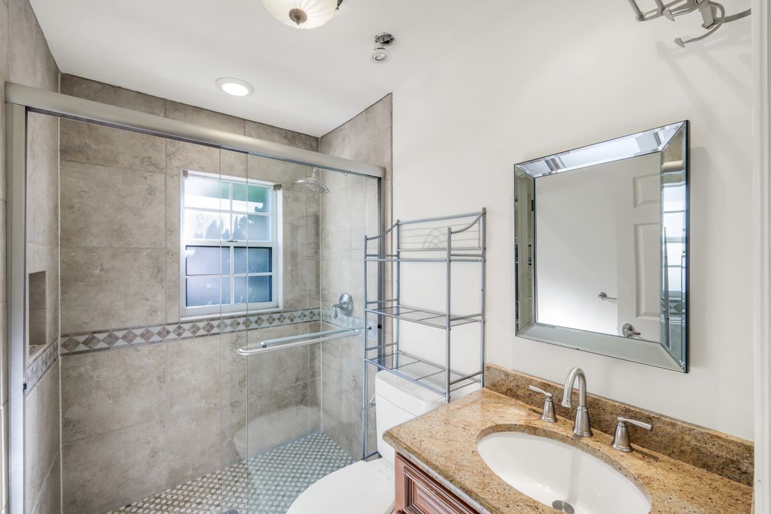 2626 Sailors Way, Naples, FL 34109