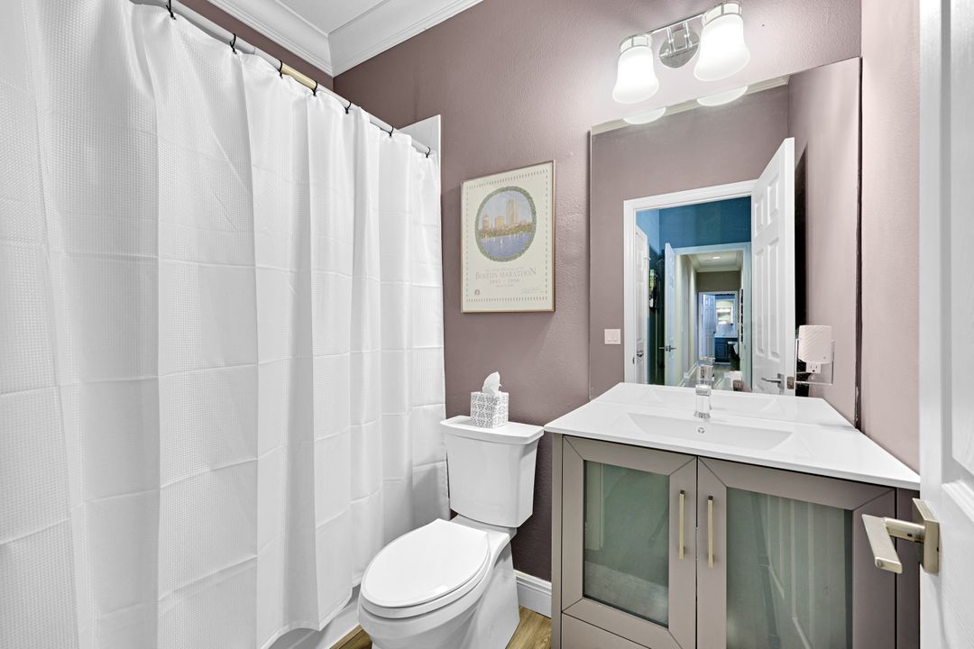 2143 Grove Dr, Naples, FL 34120