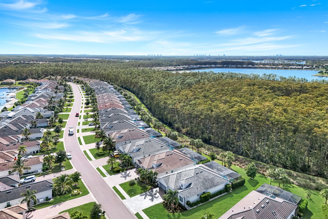 14841 Blue Bay Cir, Miromar Lakes, FL 33913