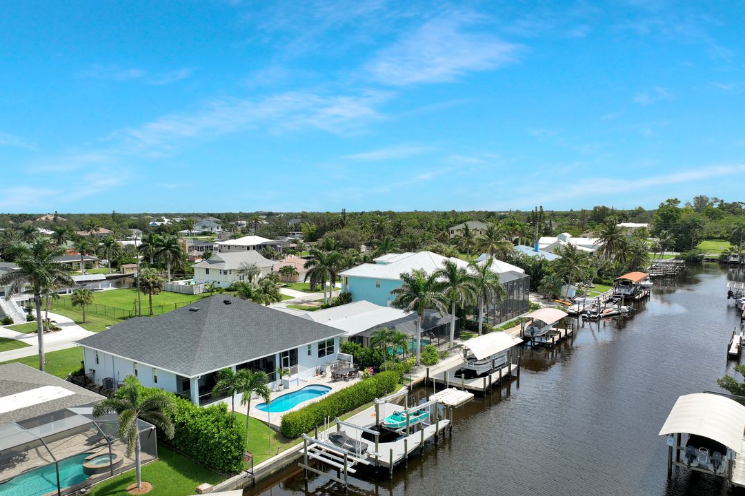 4837 Regal Dr, Bonita Springs, FL 34134