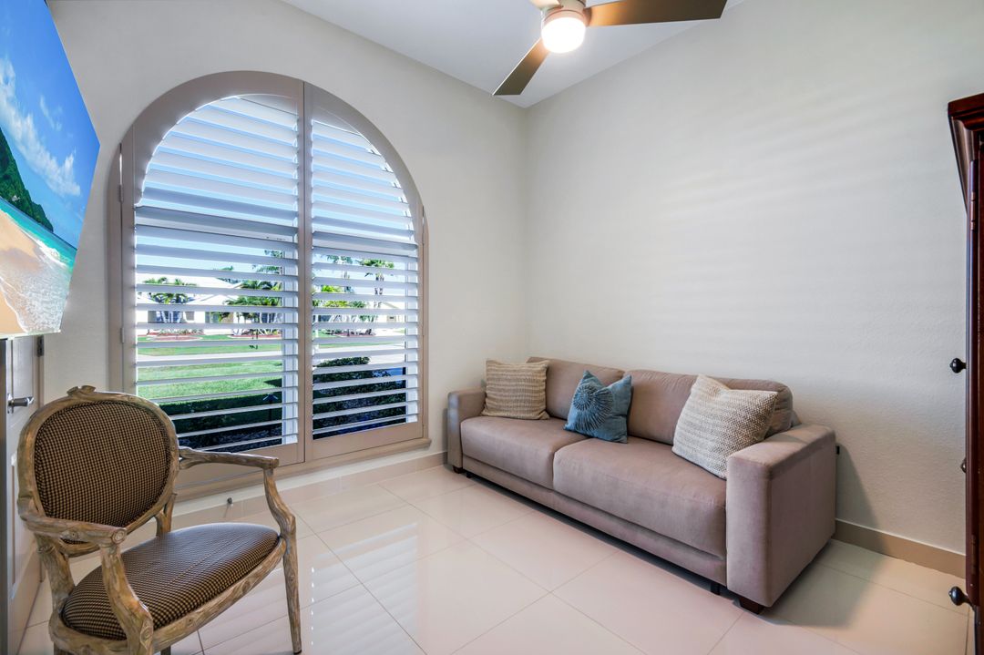 5011 SW 5th Pl, Cape Coral, FL 33914