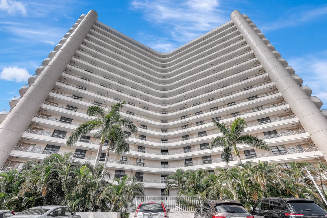 380 Seaview Ct #1904, Marco Island, FL 34145