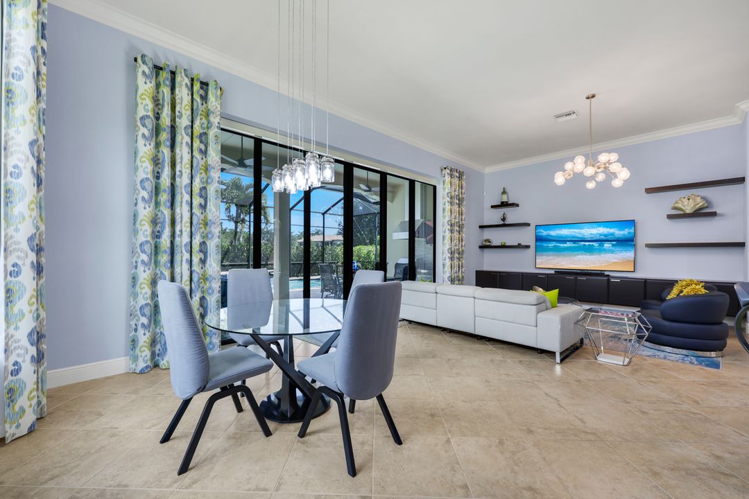 9461 Napoli Ln, Naples, FL 34113