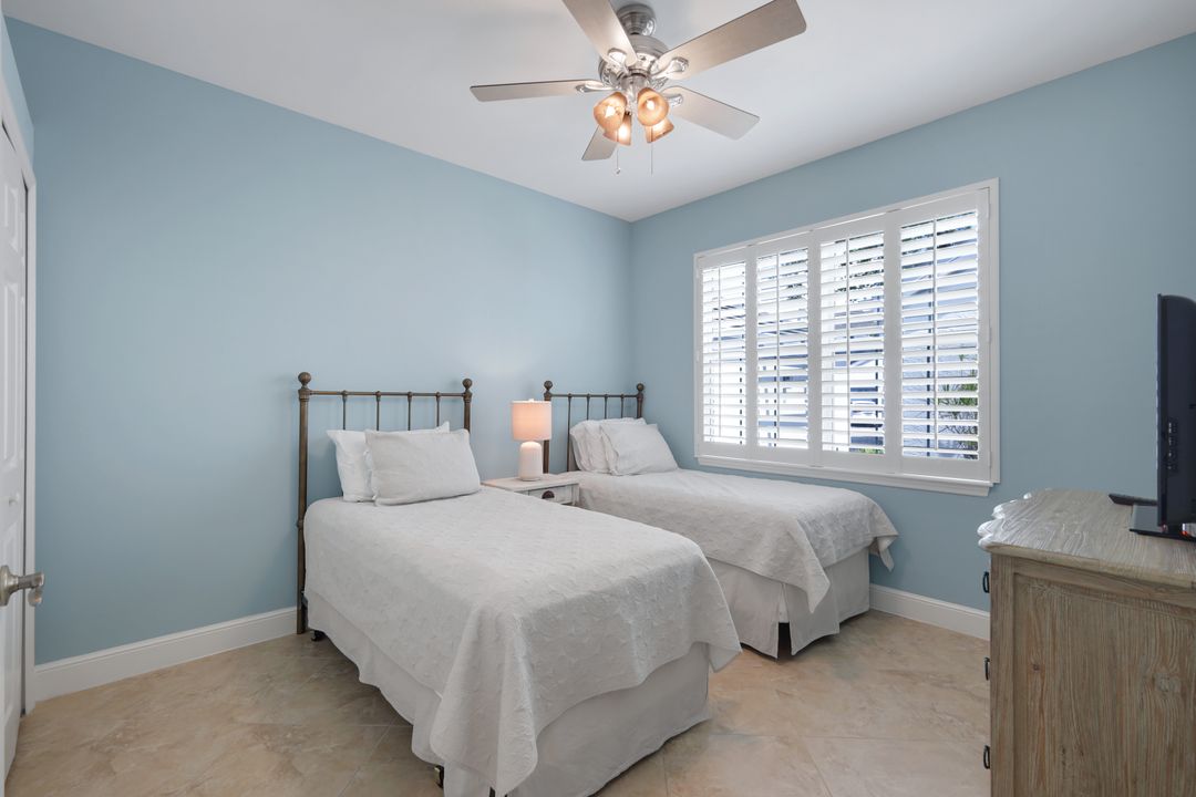 5945 Sand Wedge Ln #1003, Naples, FL 34110