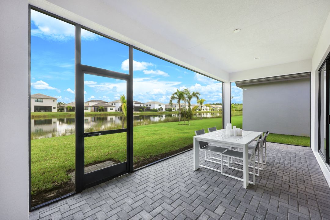 12648 Caballo Ct, Estero, FL 33928