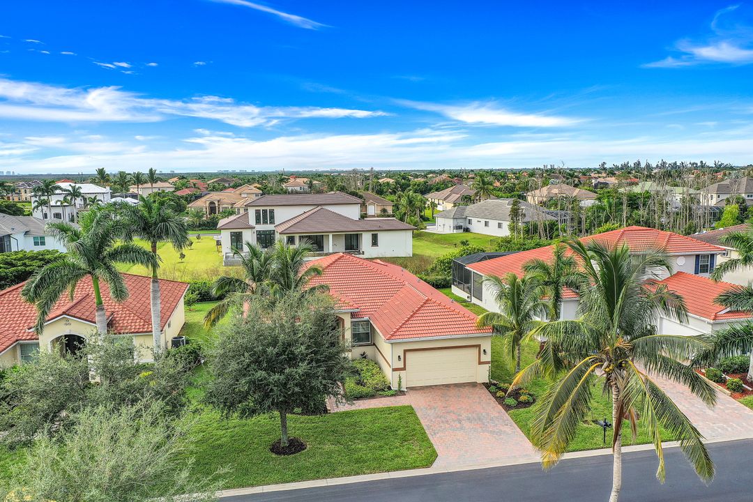 8666 Sumner Ave, Fort Myers, FL 33908