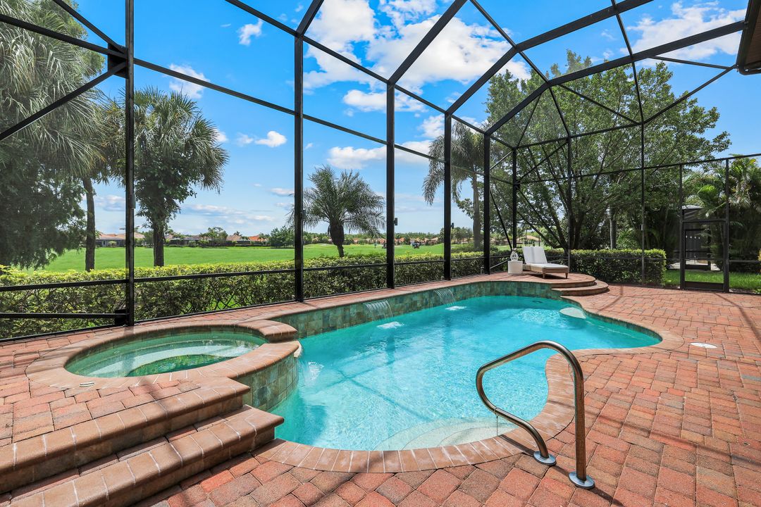 28647 Lisburn Ct, Bonita Springs, FL 34135