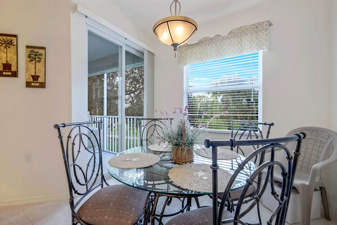 3425 Laurelgreens Ln S #203, Naples, FL 34119