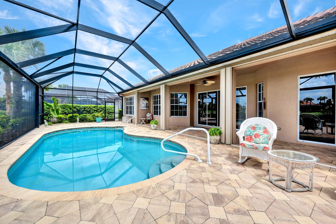 11921 Heather Woods Ct, Naples, FL 34120