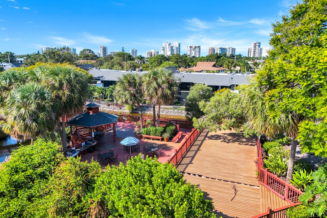 600 Neapolitan Way #C-220, Naples, FL 34103