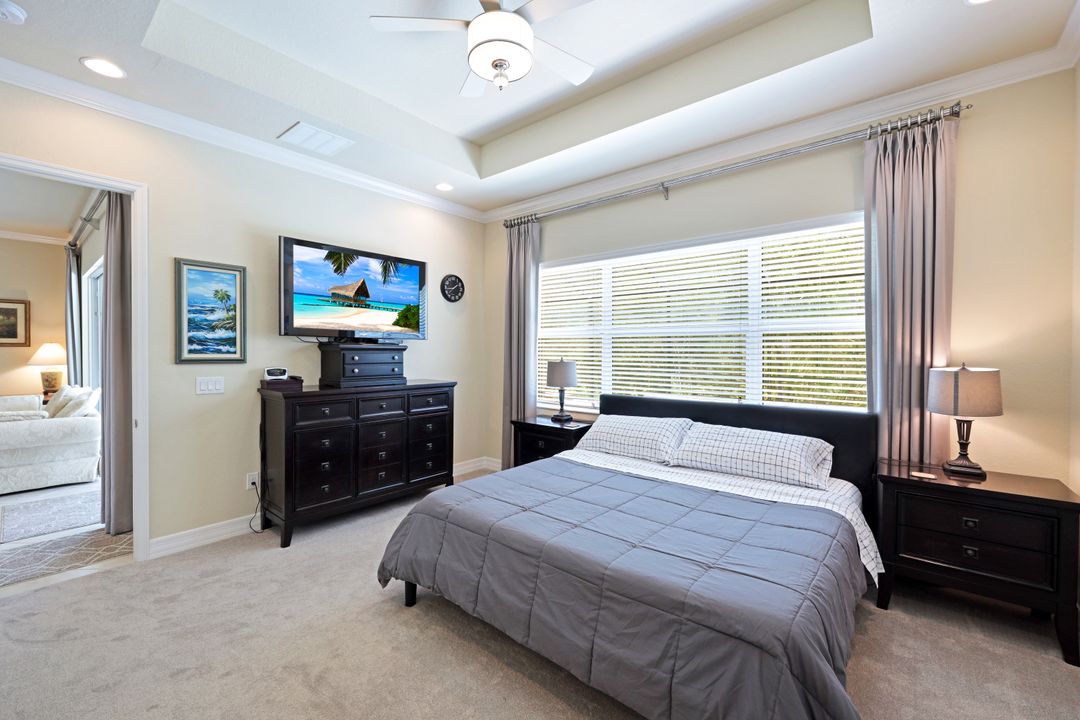 11292 Sparkleberry Dr, Fort Myers, FL 33913