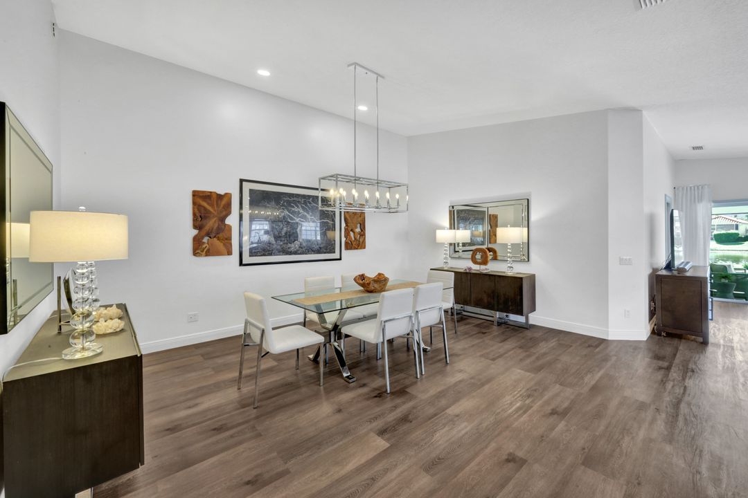 4525 Ossabaw Way, Naples, FL 34119