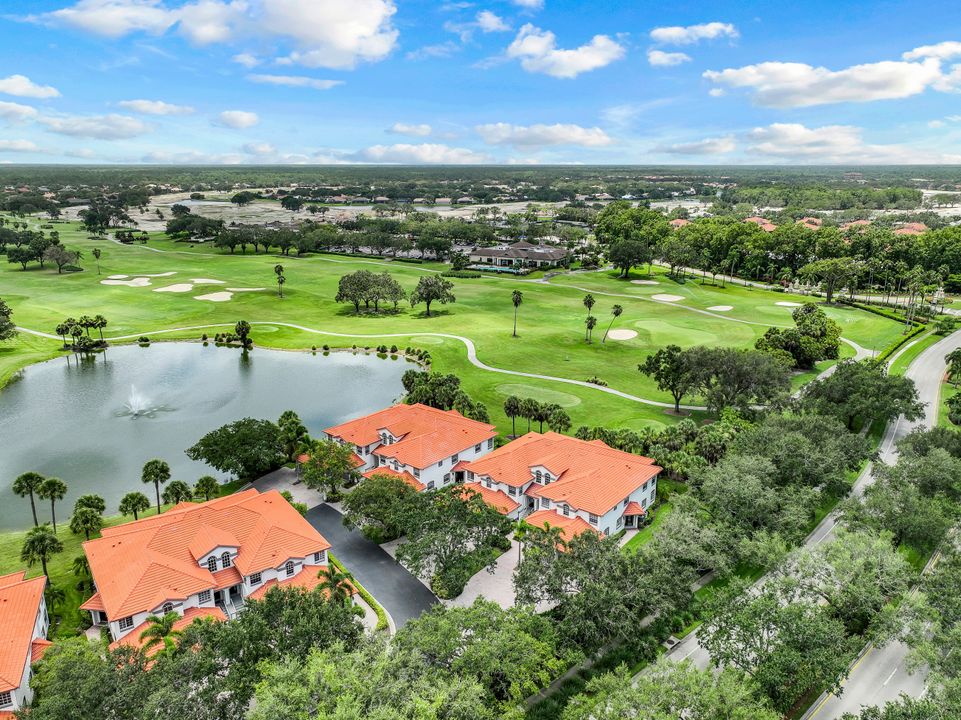 515 Laguna Royale Blvd  #102, Naples, FL 34119