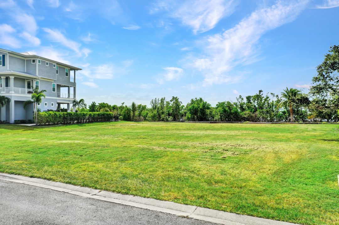 4591 Grassy Point Blvd, Port Charlotte, FL 33952