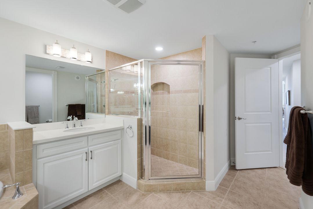 6021 Silver King Blvd #203, Cape Coral, FL 33914