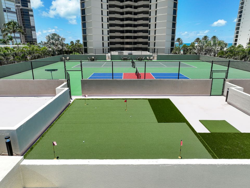 4551 Gulf Shore Blvd N #1003, Naples, FL 34103