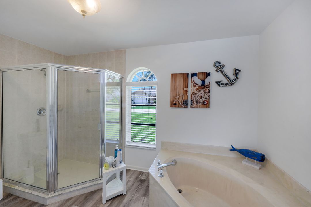 2526 SE 19th Pl, Cape Coral, FL 33904
