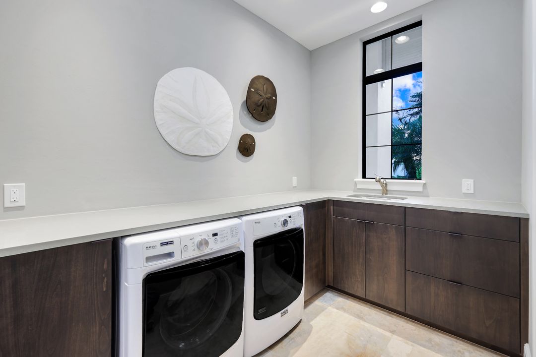 16455 Seneca Way, Naples, FL 34110