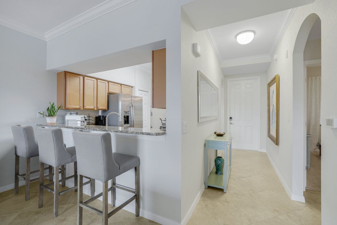 9735 Acqua Ct #625, Naples, FL 34113