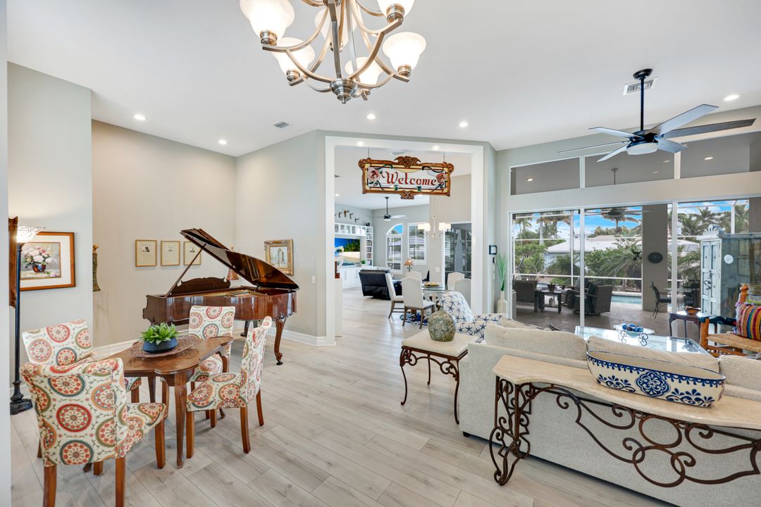 27154 Harbor Dr, Bonita Springs, FL 34135