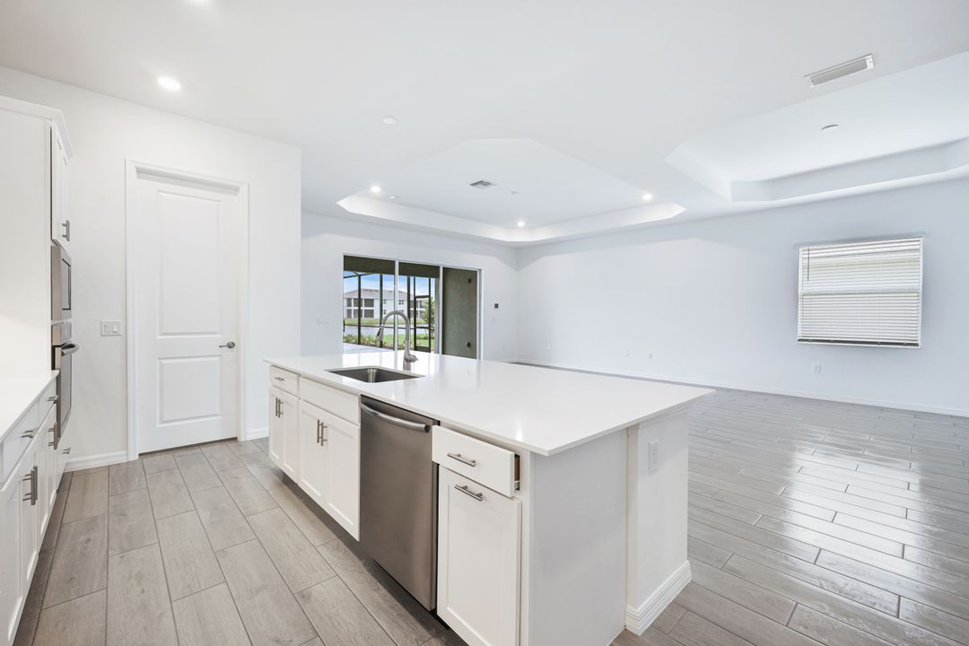 5781 Kingston Pl, Immokalee, FL 34142