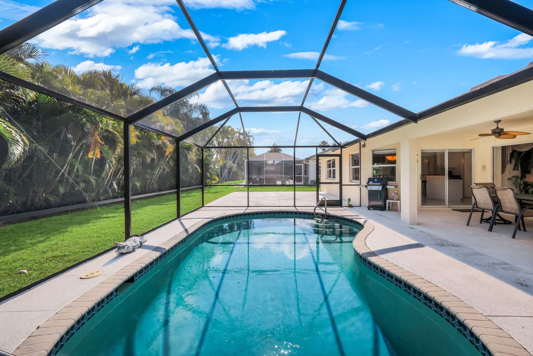 2725 SW 46th Terrace, Cape Coral, FL 33914