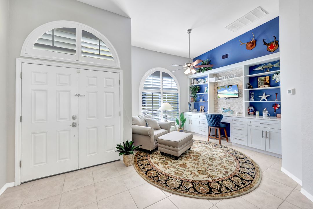 731 25th St SW, Naples, FL 34117