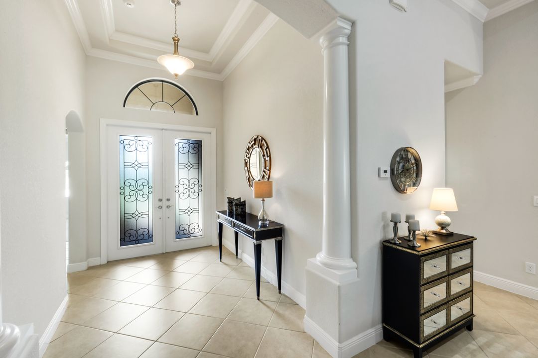 28452 San Amaro Dr, Bonita Springs, FL 34135