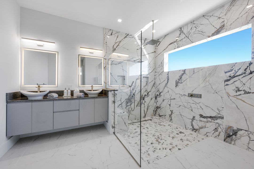 4316 Sands Blvd, Cape Coral, FL 33914