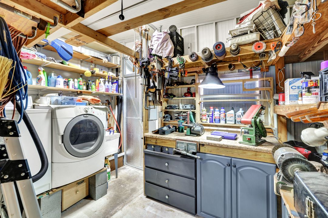 27543 Hoenie Dr, Bonita Springs, FL 34135