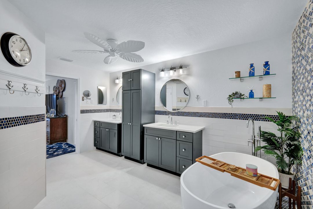 2310 SW 43rd Terrace, Cape Coral, FL 33914