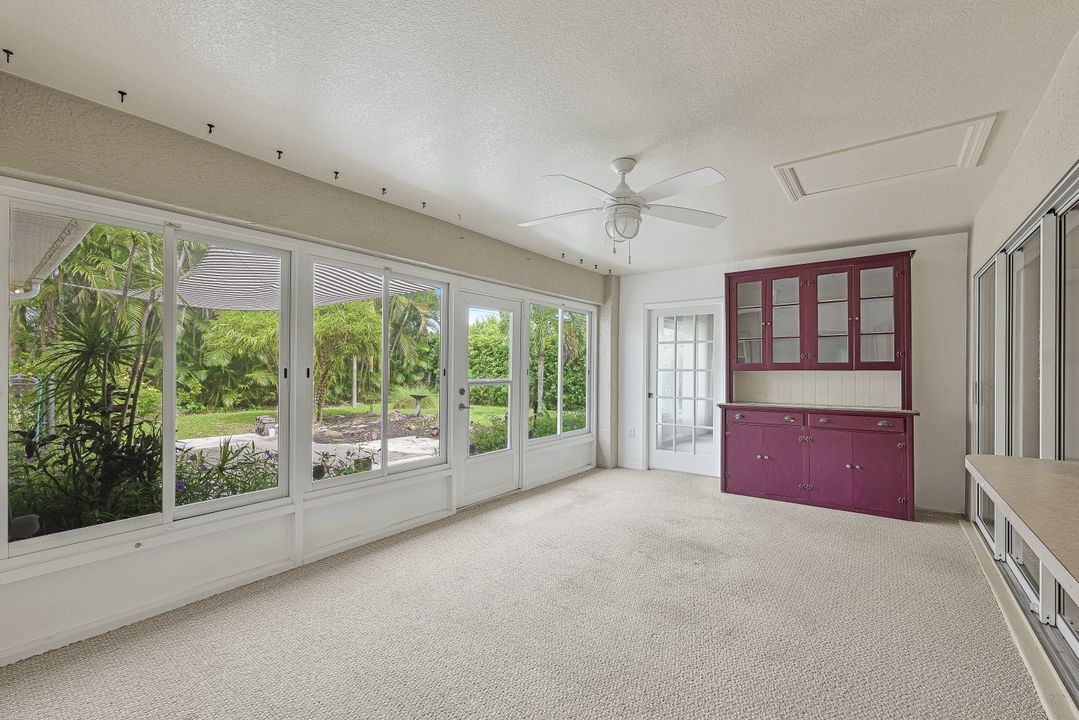 911 SE 20th St, Cape Coral, FL 33990