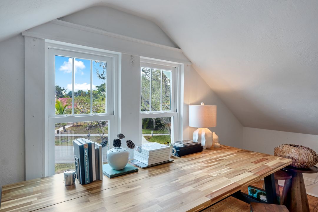 1473 Barcelona Ave, Fort Myers, FL 33901