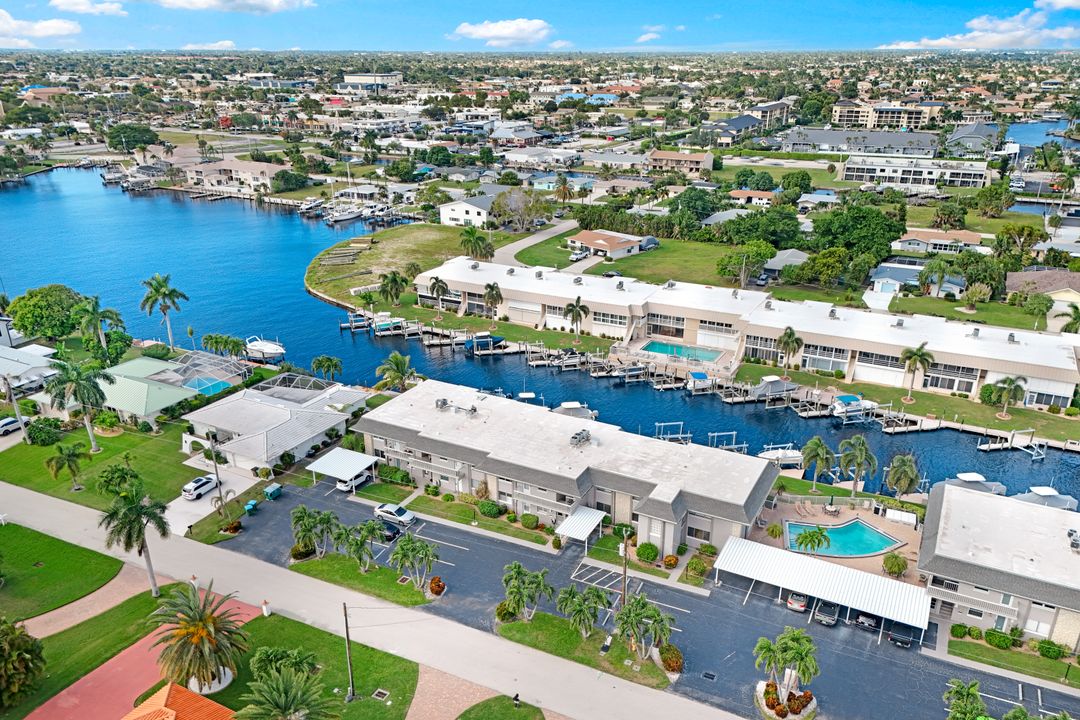1665 Edith Esplanade #104, Cape Coral, FL 33904