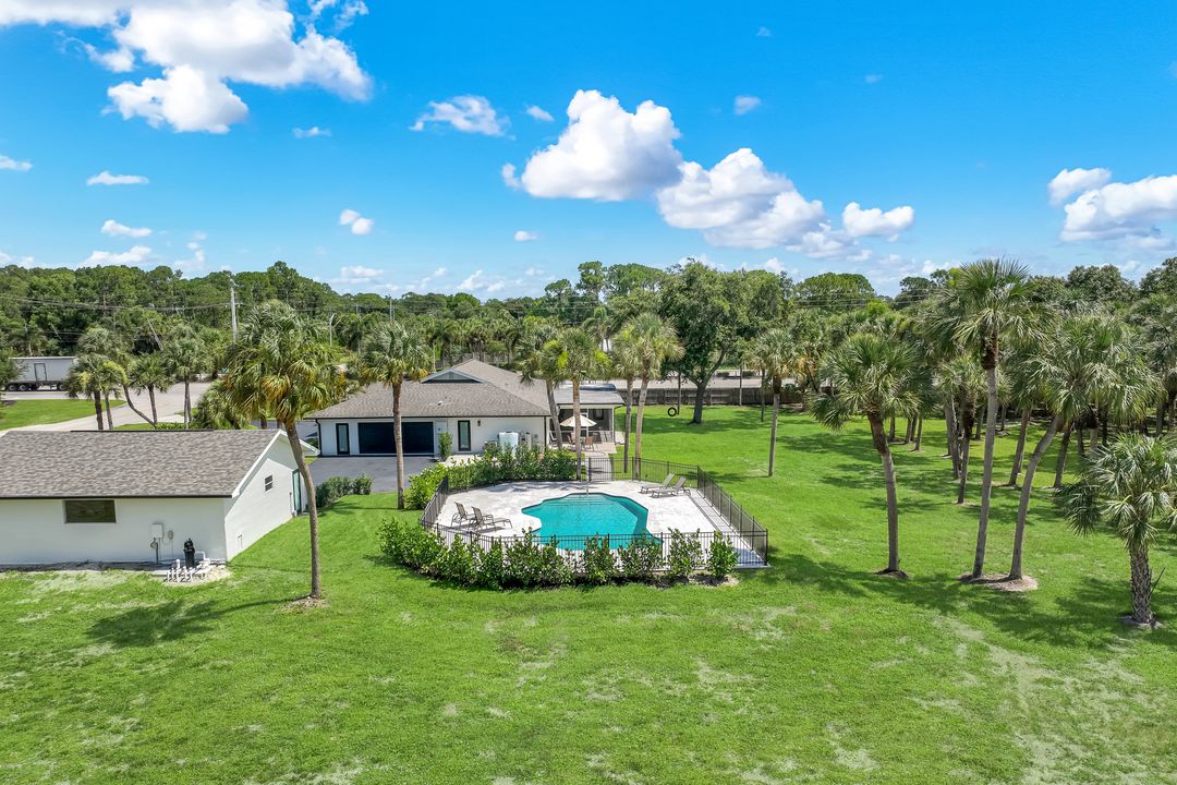 3000 70th St SW, Naples, FL 34105