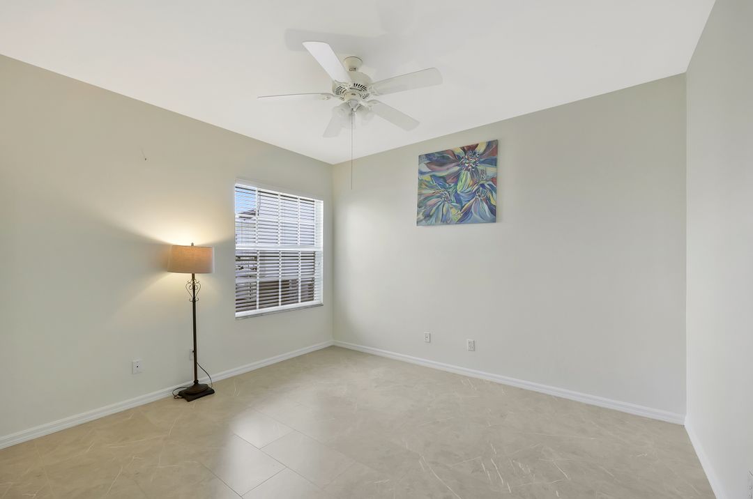 5877 3 Iron Dr #702, Naples, FL 34110