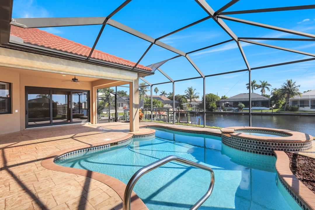 3939 SW 27th Ct, Cape Coral, FL 33914