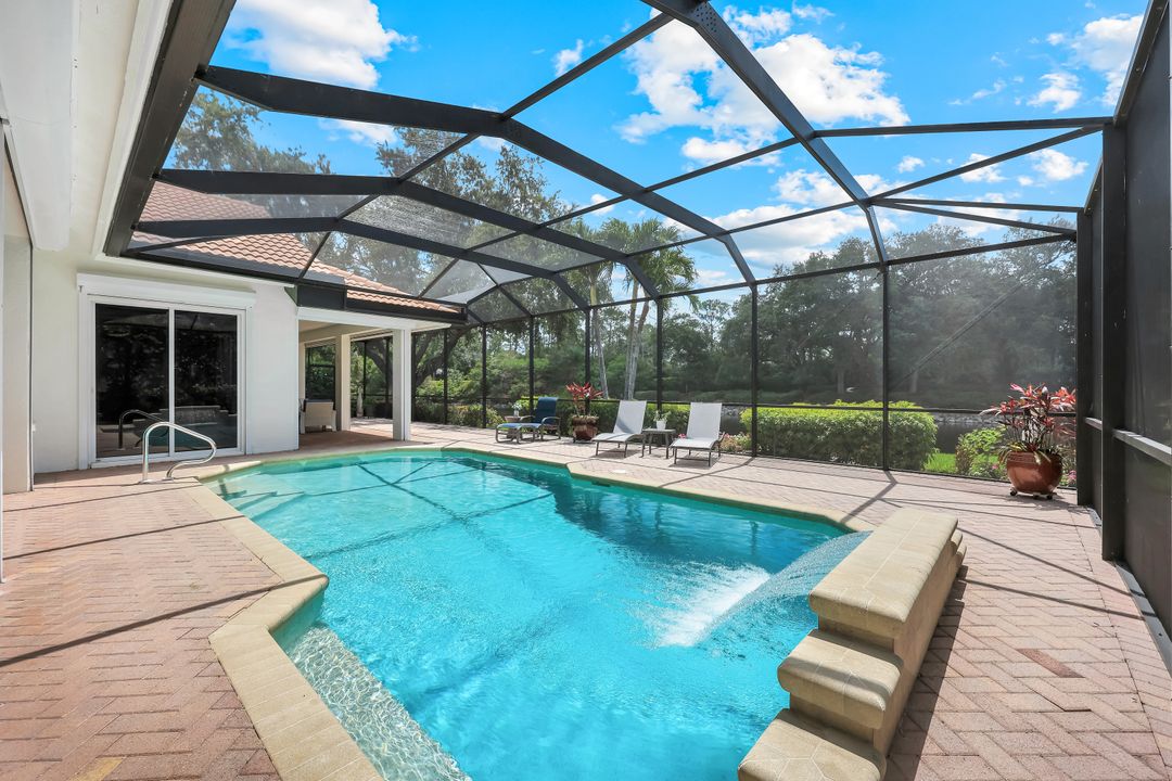 6632 Glen Arbor Way, Naples, FL 34119