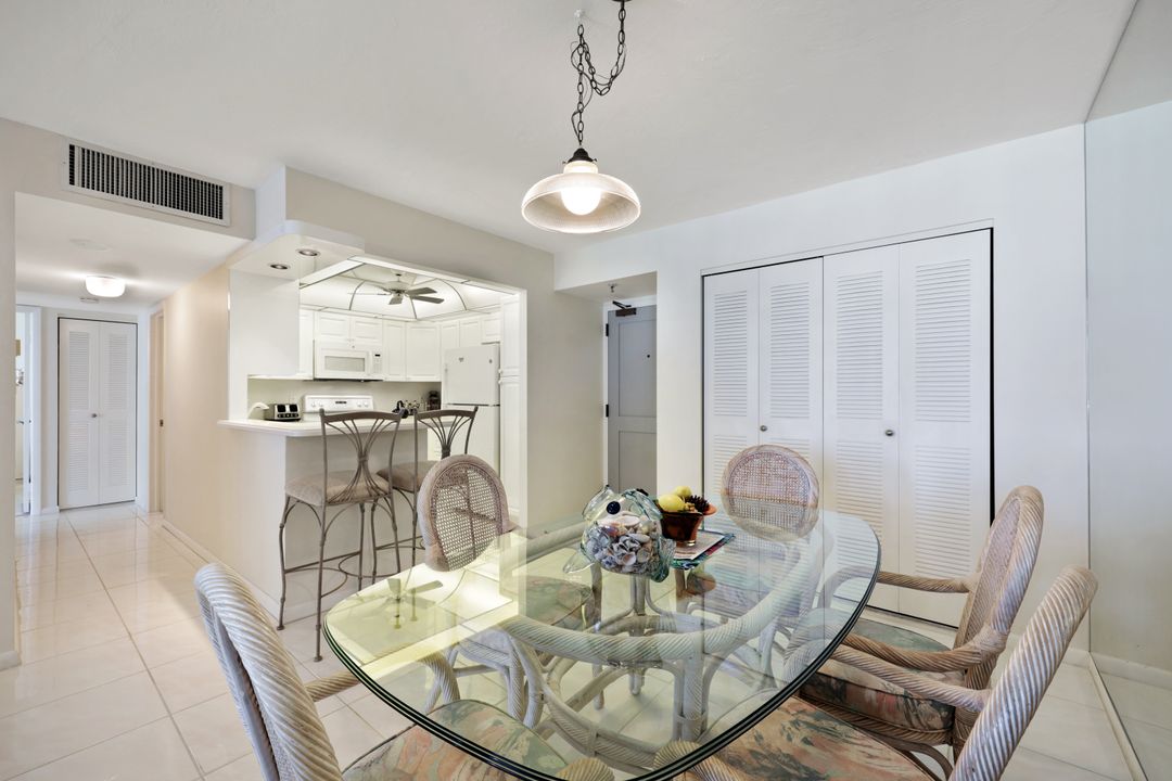 320 Seaview Ct #307, Marco Island, FL 34145