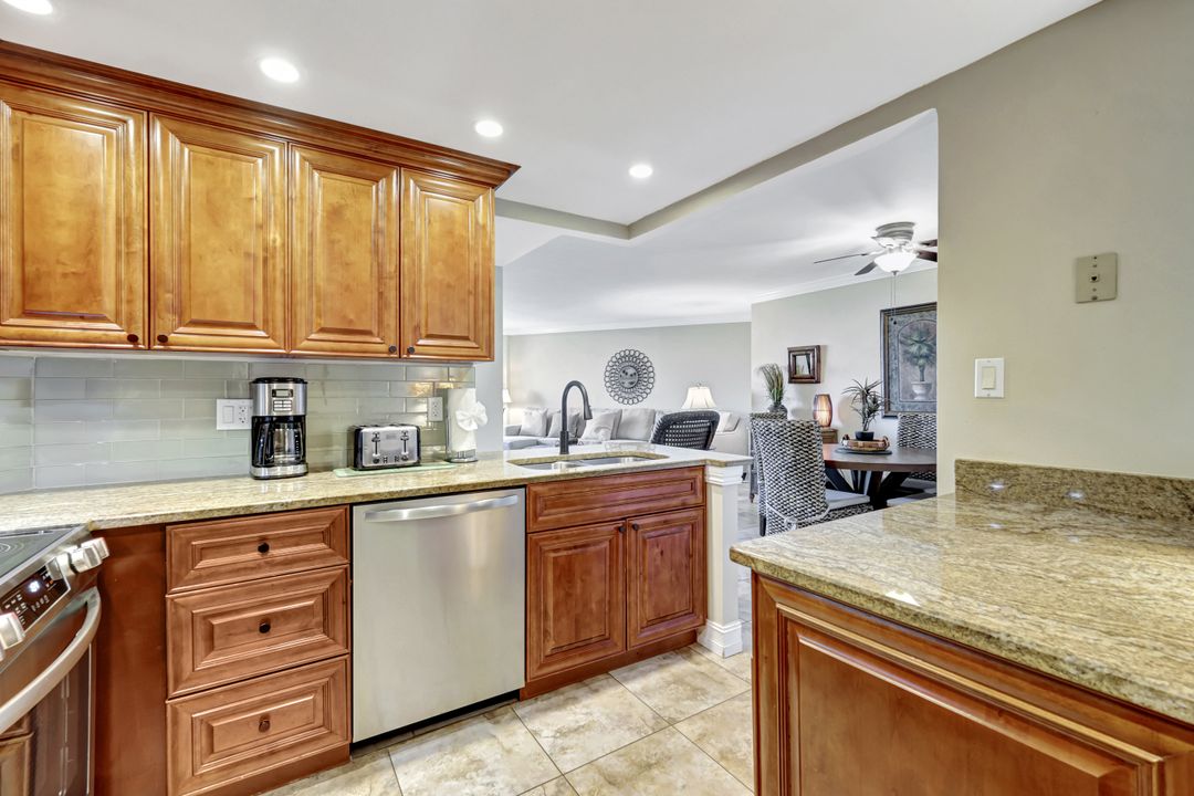 440 Seaview Ct #908, Marco Island, FL 34145