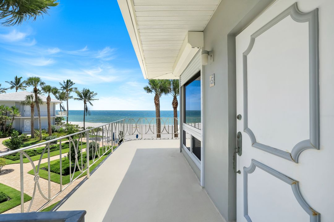 1851 Gulf Shore Blvd N #15, Naples, FL 34102