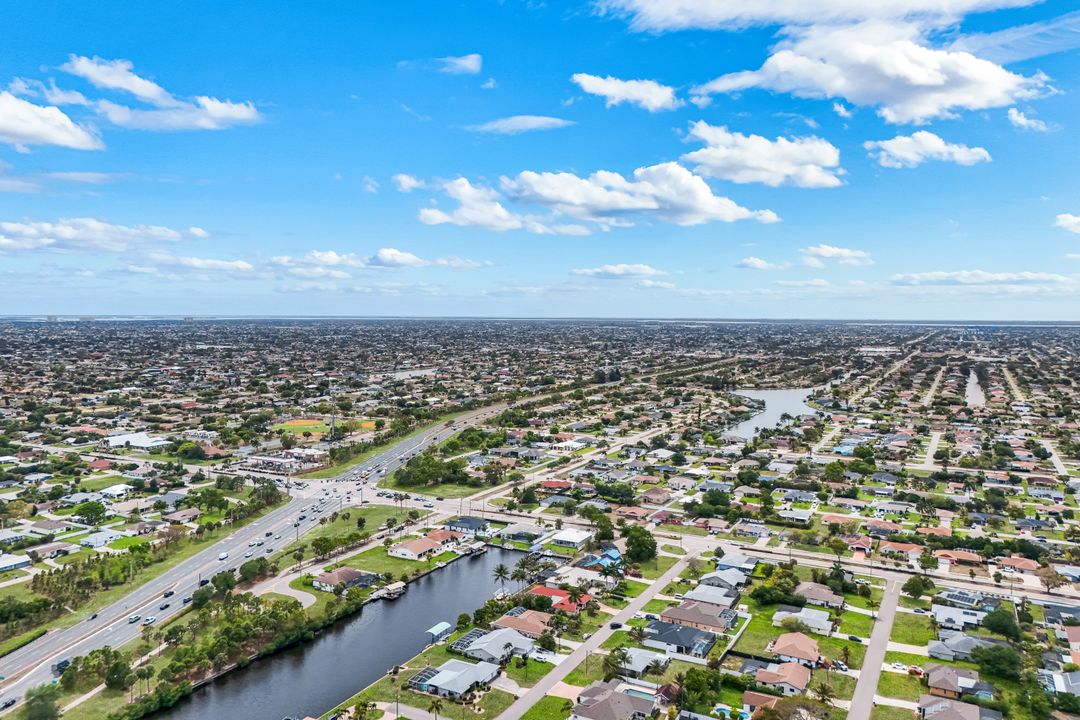 2419 Country Club Blvd, Cape Coral, FL 33990