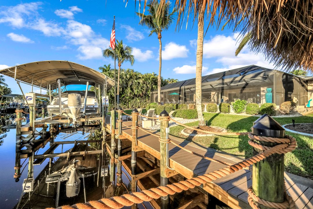 4934 SW 2nd Pl, Cape Coral, FL 33914