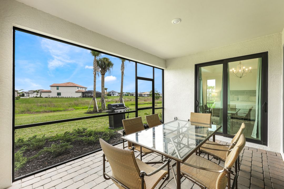 18623 Ives Dr, Estero, FL 33928